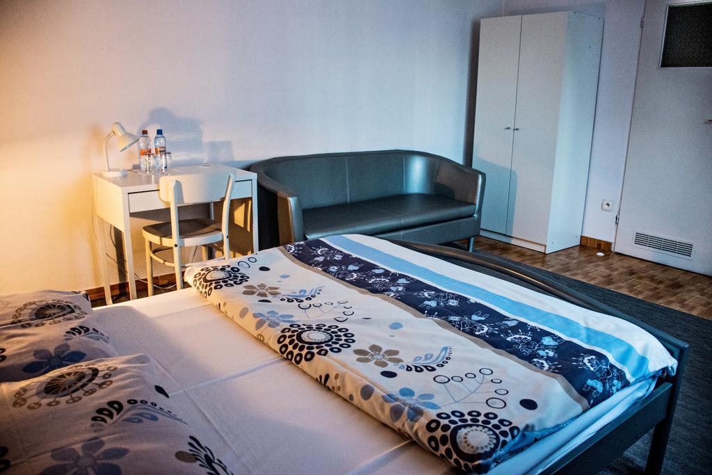Villa Malva Łomianki Eksteriør billede