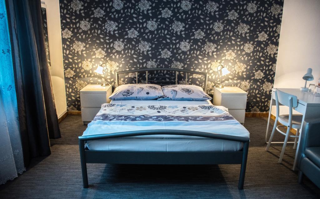 Villa Malva Łomianki Eksteriør billede