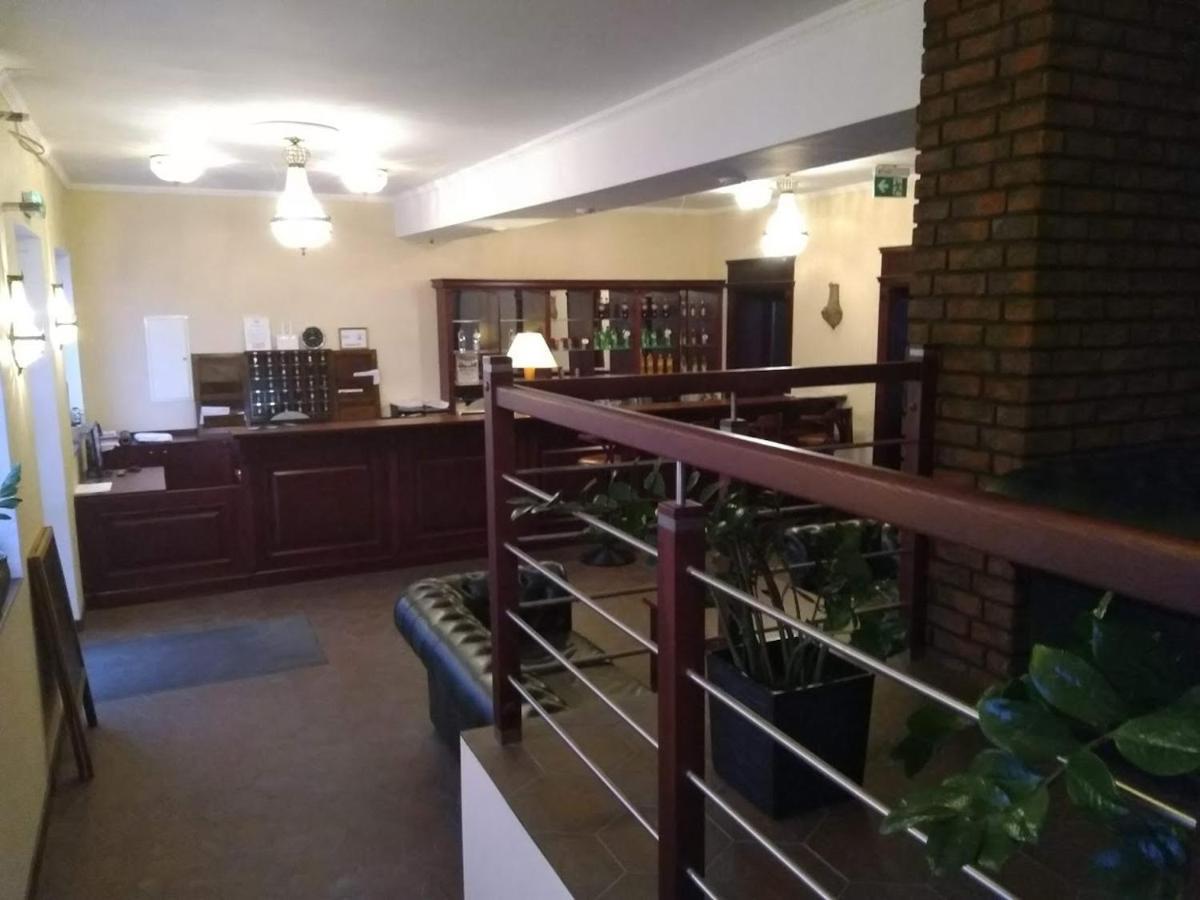 Villa Malva Łomianki Eksteriør billede